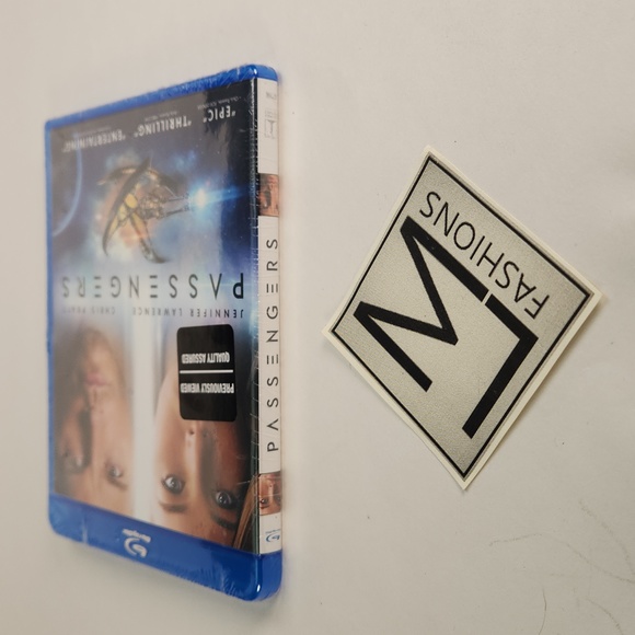 PASSENGERS Blu Ray Previously Viewed Factory Sealed - Picture 9 of 10